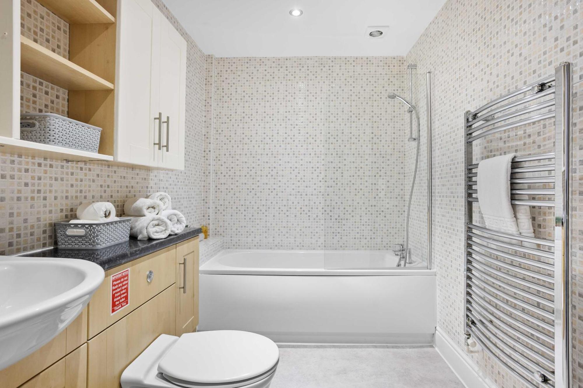 Harbour Court Plymouth - Free Parking - Tucked Away On The Barbican With Courtyard - By Ocean City Retreats 外观 照片